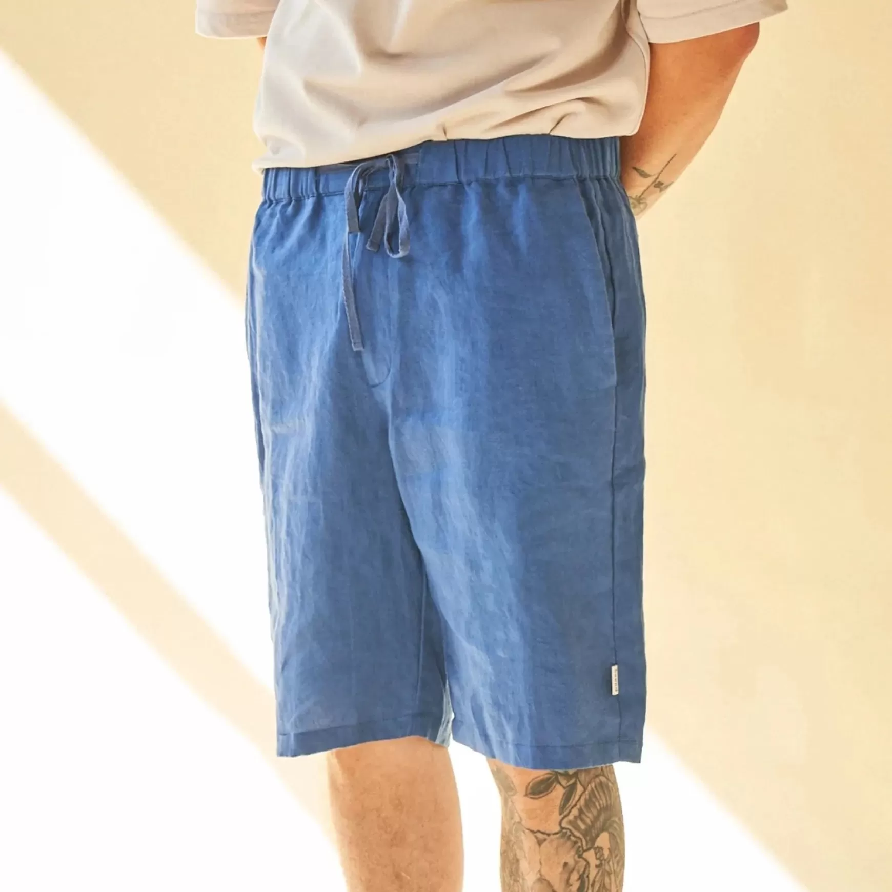 bound 'Tagus' Linen Shorts - Legion Blue Sale