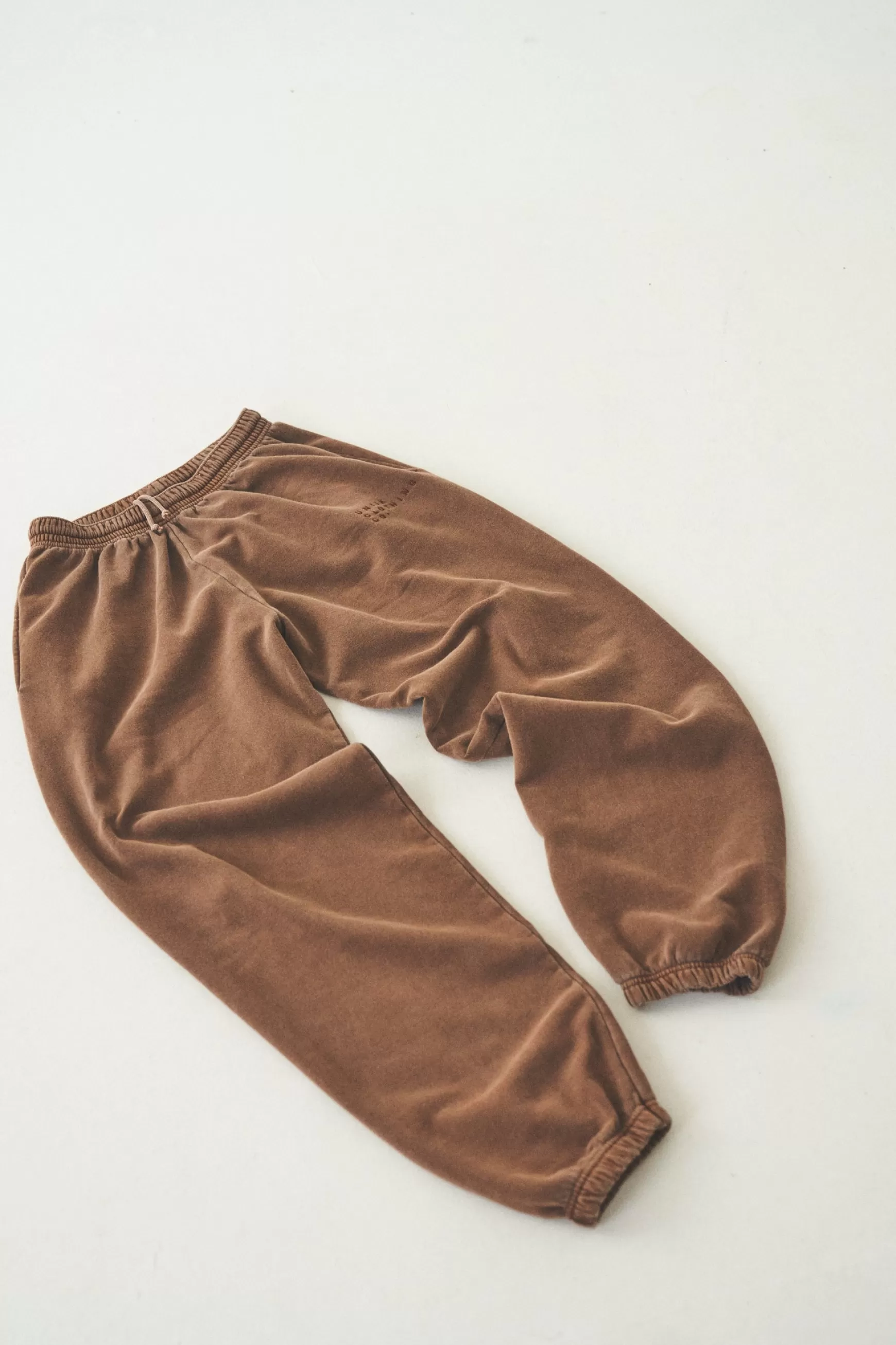 UN:IK Essentials Essentials 'sets' Vintage Washed Joggers - Caramel Online