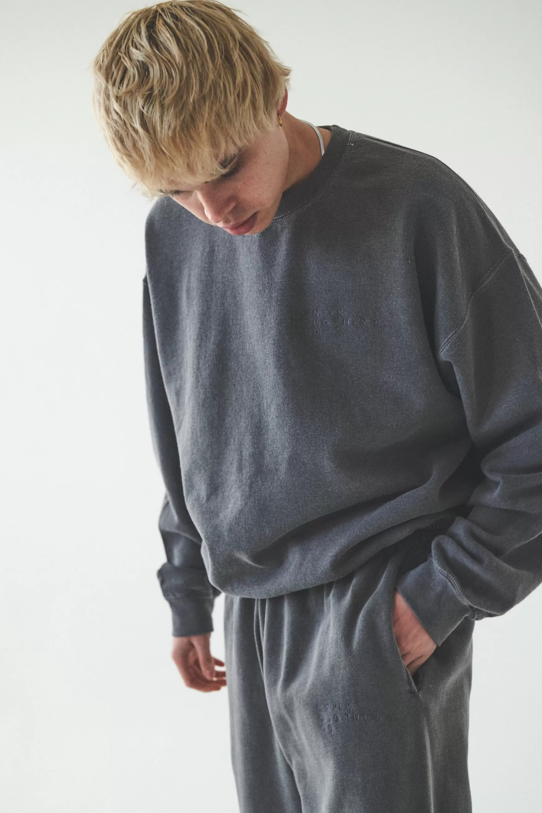 UN:IK Essentials Essentials 'sets' Vintage Washed Sweater - Charcoal Store
