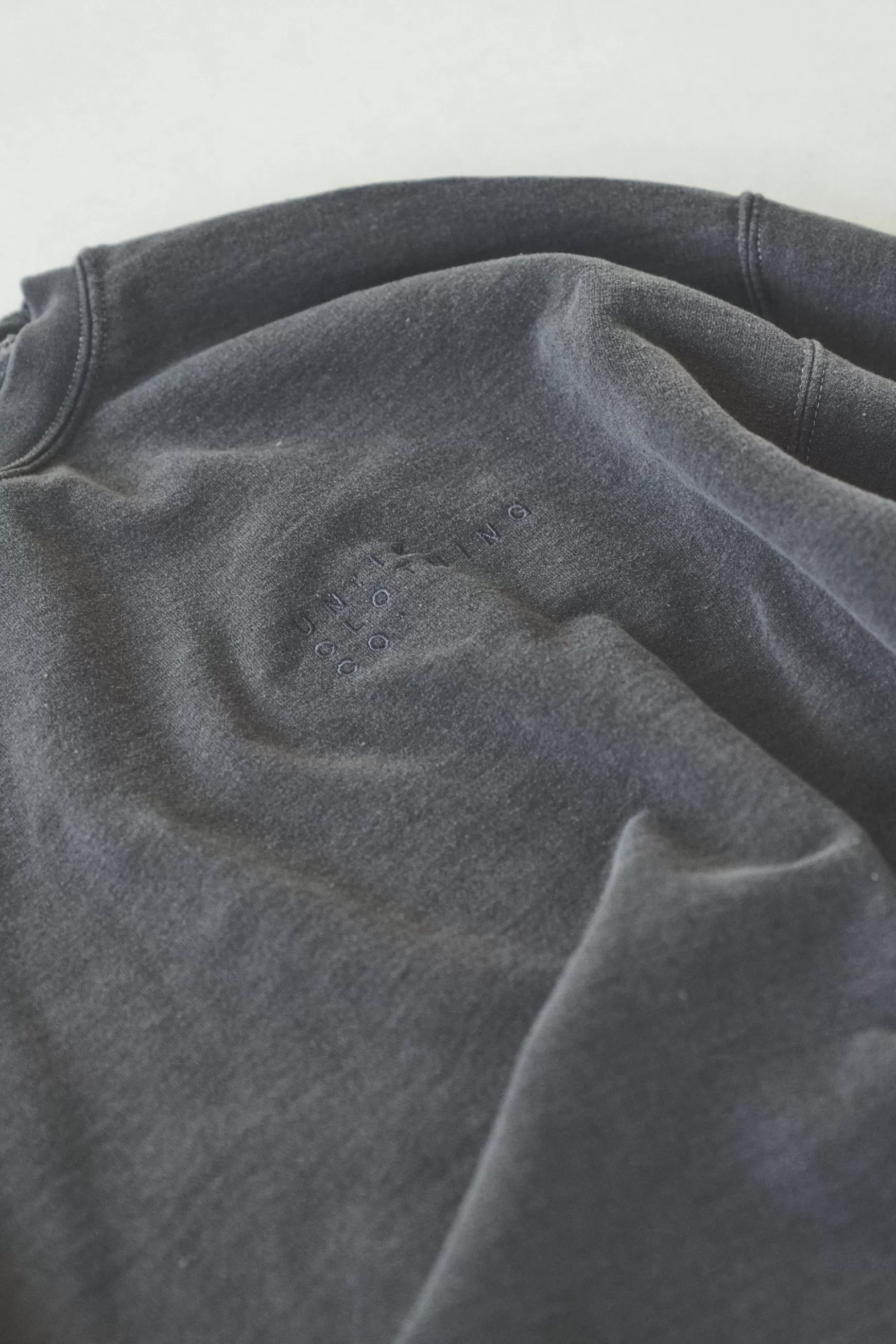 UN:IK Essentials Essentials 'sets' Vintage Washed Sweater - Charcoal Store