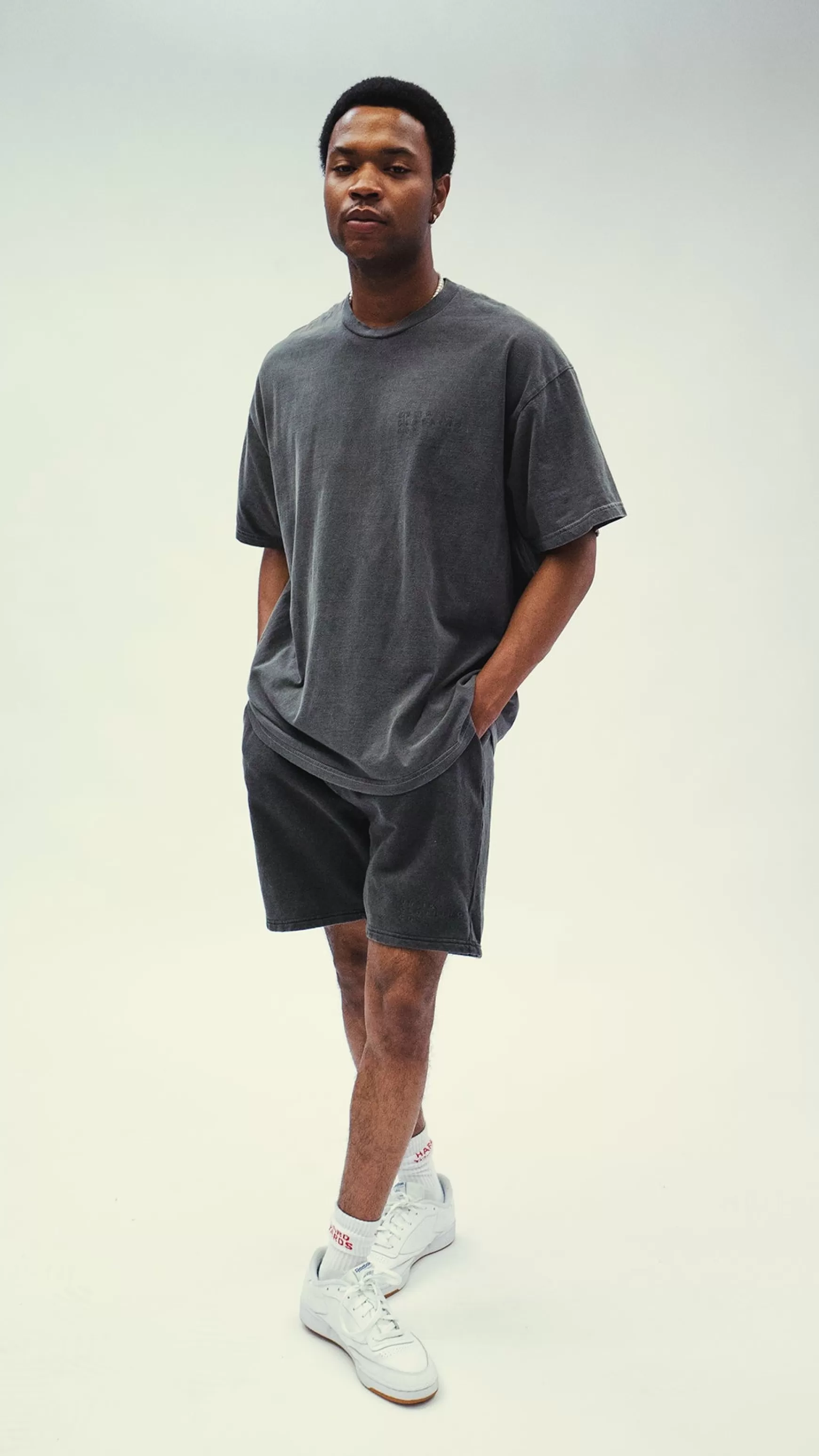 UN:IK Essentials Essentials 'sets' Vintage Washed Tee - Washed Black Hot