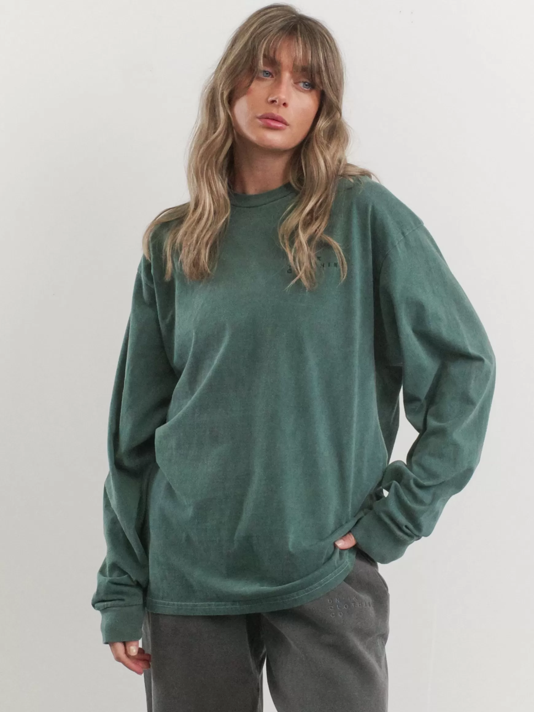 UN:IK Essentials Essentials Vintage Washed Longsleeve Tee - Forest New